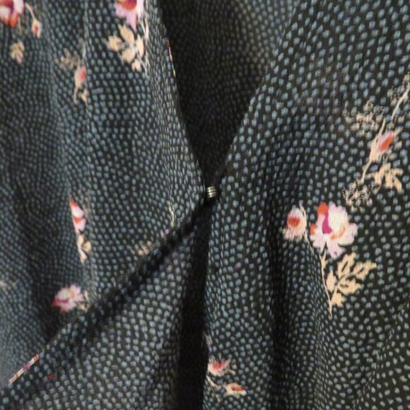 Free Press Blouse Short Sleeve Black w Pink Flowers & Green Dots Size L Women's - Picture 7 of 10